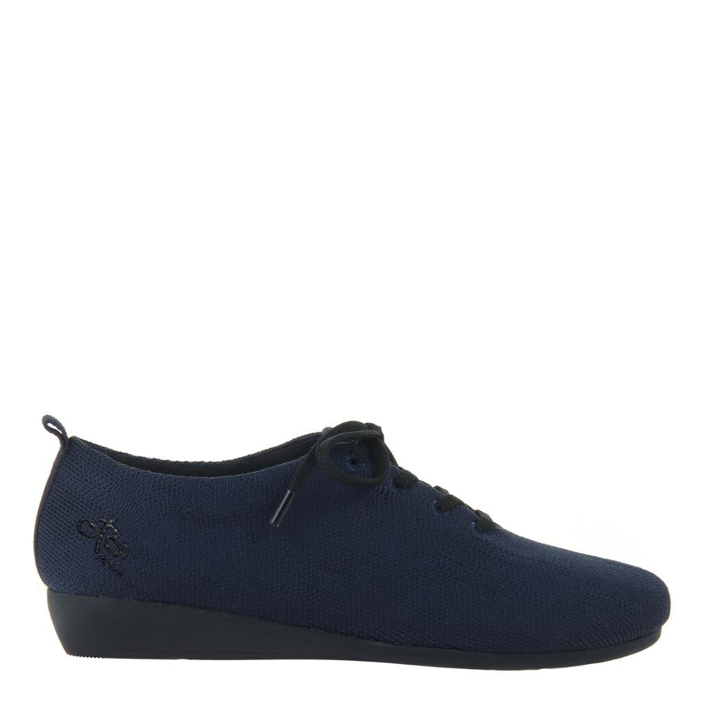 WILNA in NAVY, right view